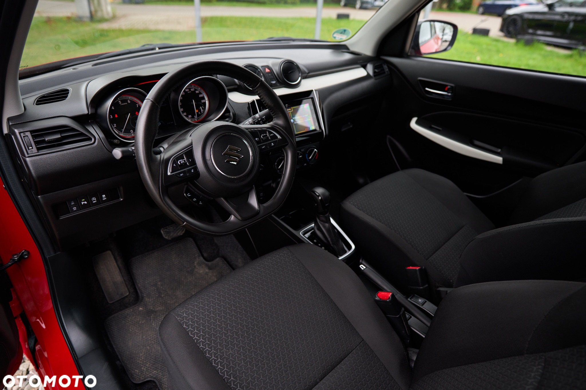 Suzuki Swift 1.2 Dualjet Hybrid CVT Comfort - 15