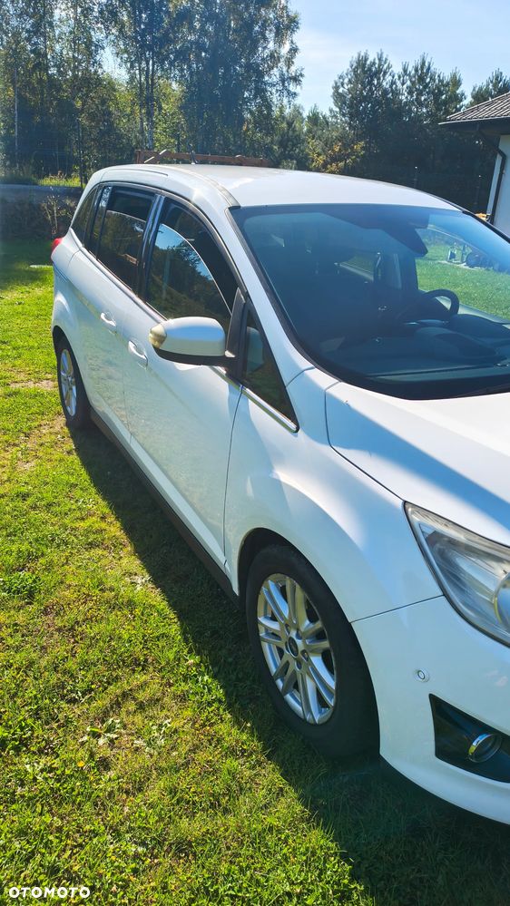 Ford Grand C-MAX - 3