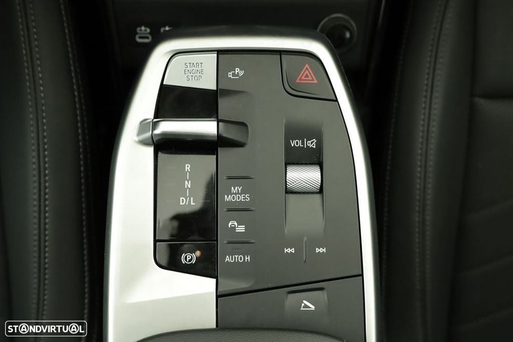 BMW X1 xDrive25e - 13