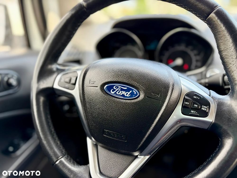 Ford EcoSport 1.0 EcoBoost TITANIUM - 13
