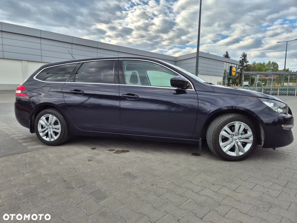 Peugeot 308 1.6 BlueHDi Allure S&S - 13
