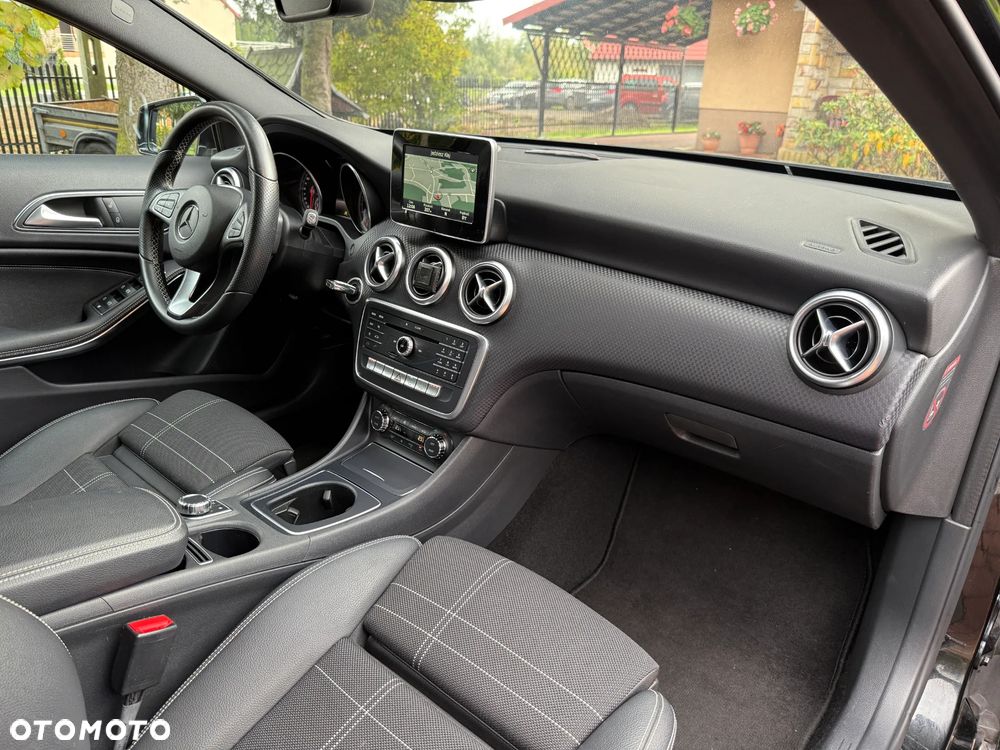 Mercedes-Benz Klasa A 200 (BlueEFFICIENCY) 7G-DCT Urban - 16