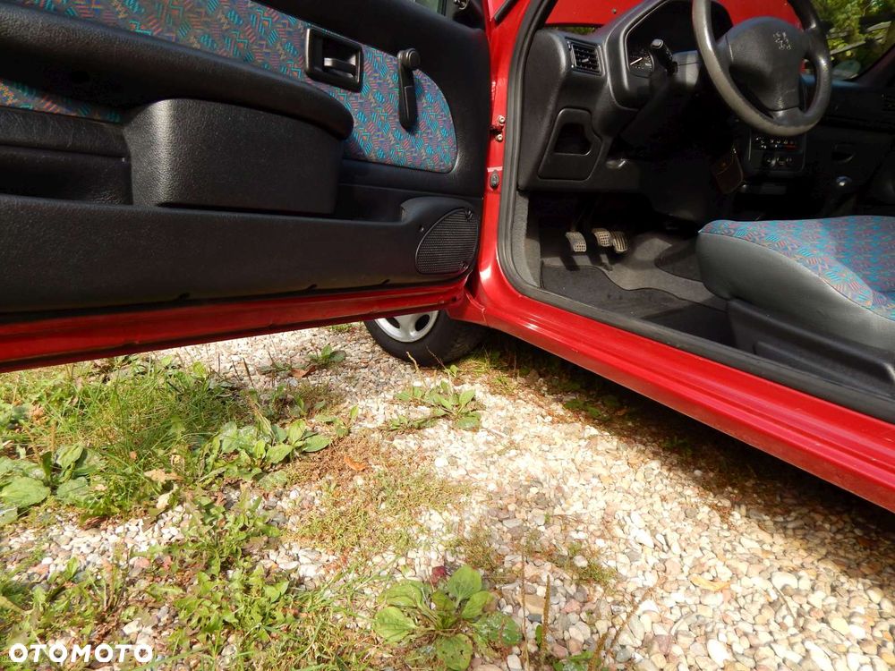 Peugeot 106 - 25