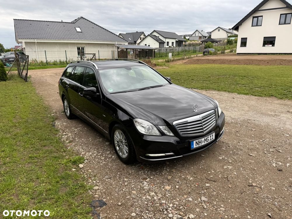 Mercedes-Benz Klasa E 220 CDI DPF BlueEFFICIENCY 7G-TRONIC - 2