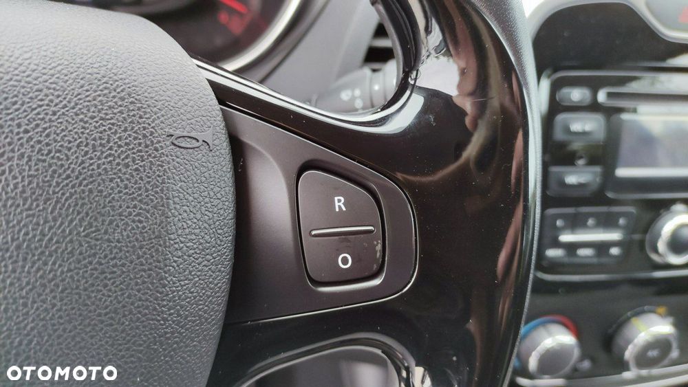 Renault Captur - 34
