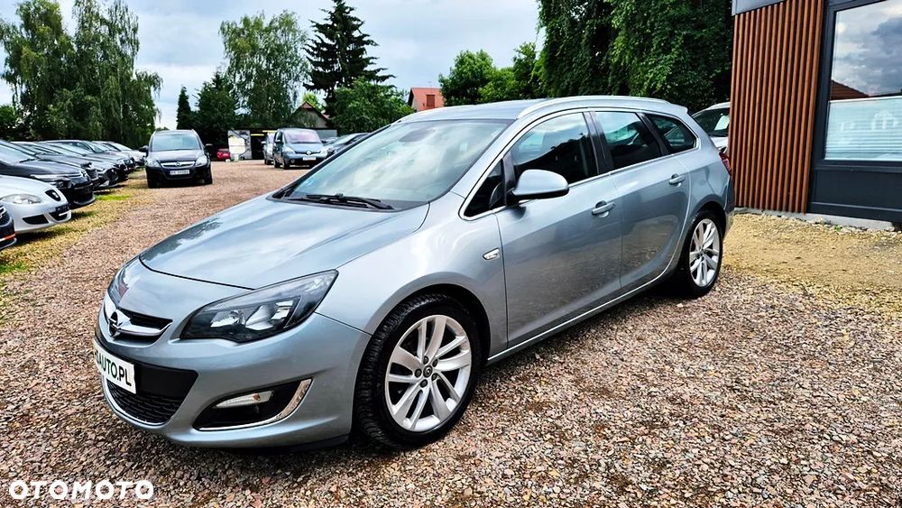 Opel Astra 1.4 T Cosmo - 22