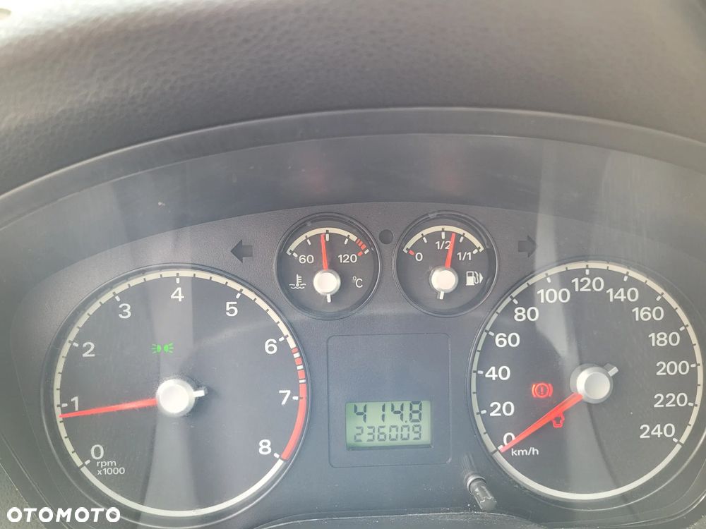 Ford Focus - 9
