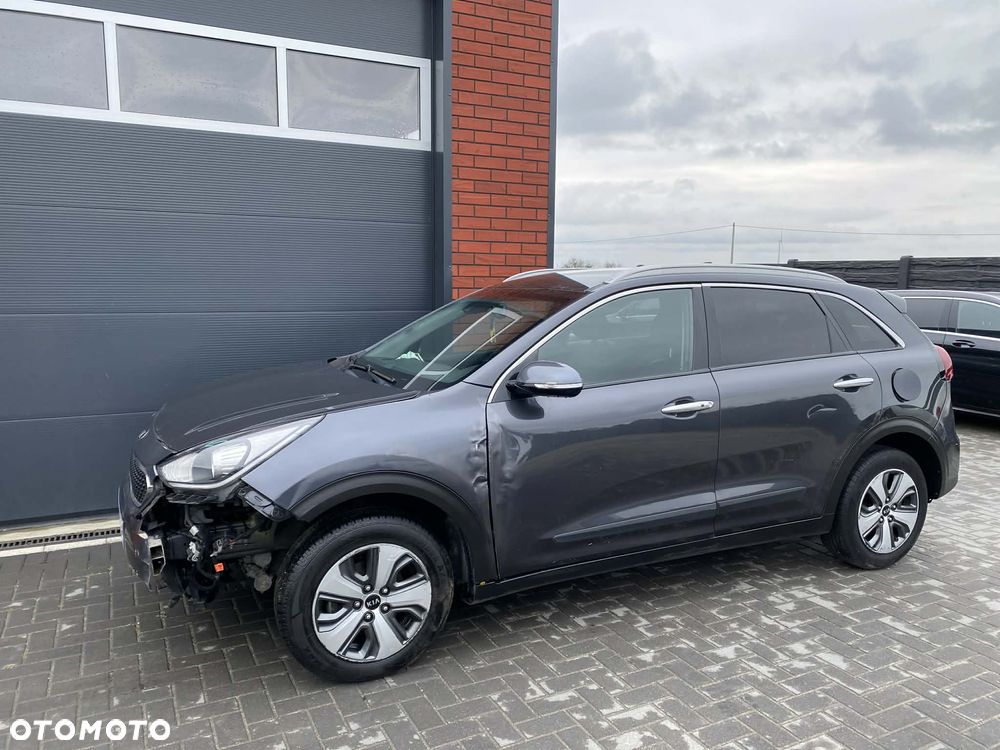 Kia Niro 1.6 GDI Hybrid L - 38