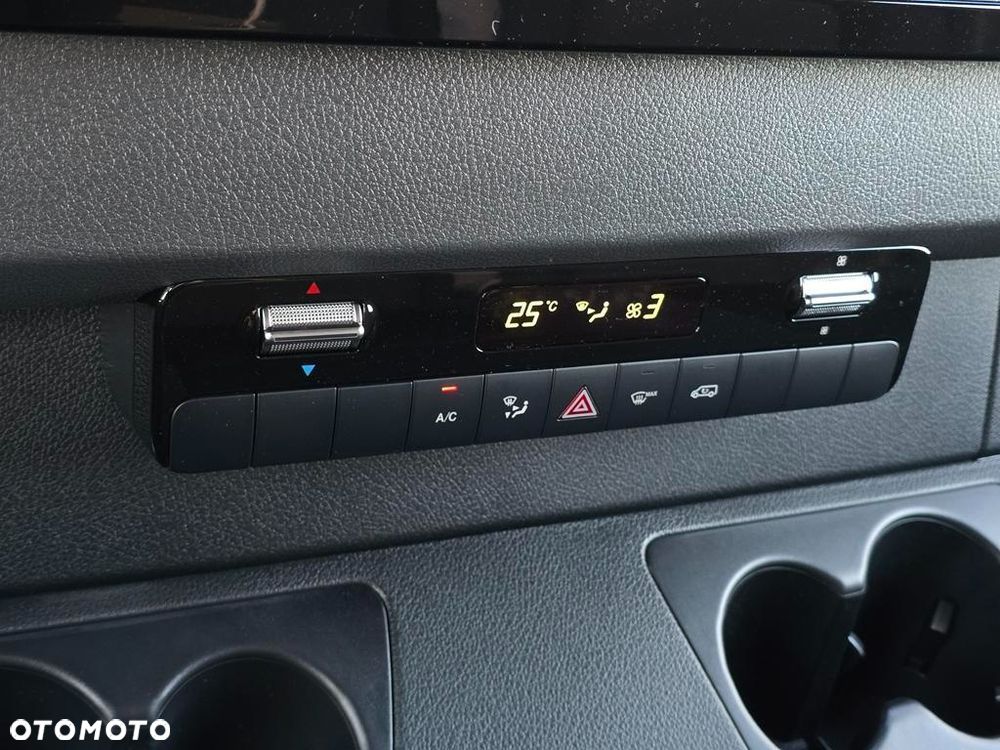 Mercedes-Benz Sprinter 319 CDI Long PRO 9G-Tronic - 16