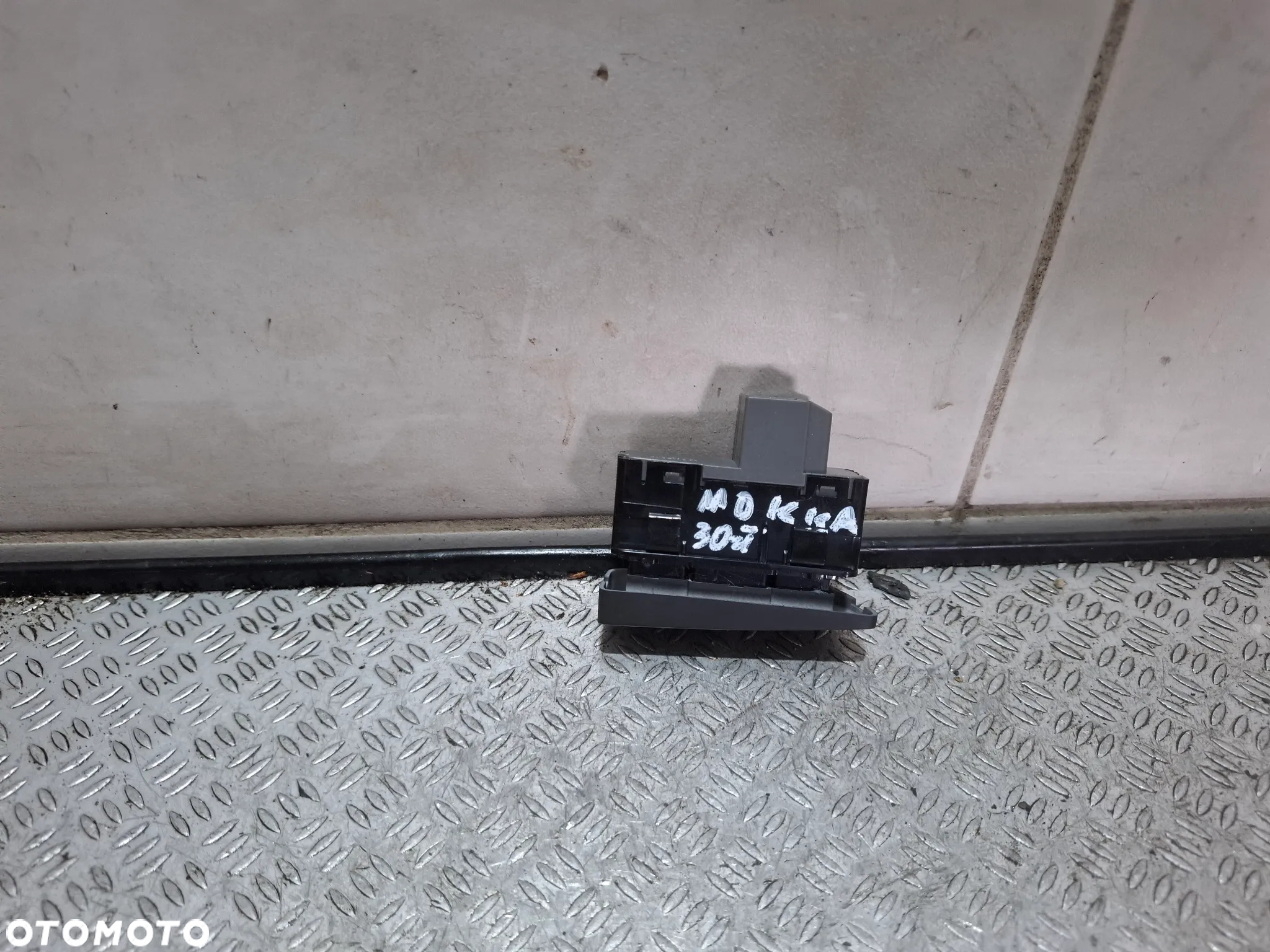 Przełącznik start stop Opel Mokka A nr 299105967 - 2