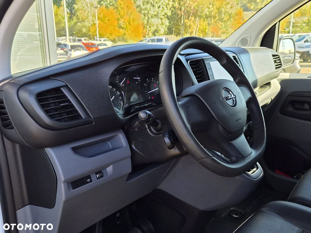 Opel Vivaro - 16
