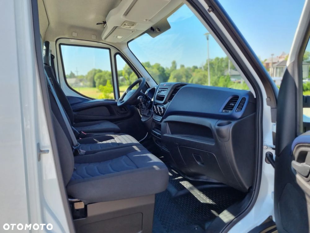 Iveco Daily 50-150 3.0 HPi 150KM 12-Palet Skrzynia dł 6.1 - 7