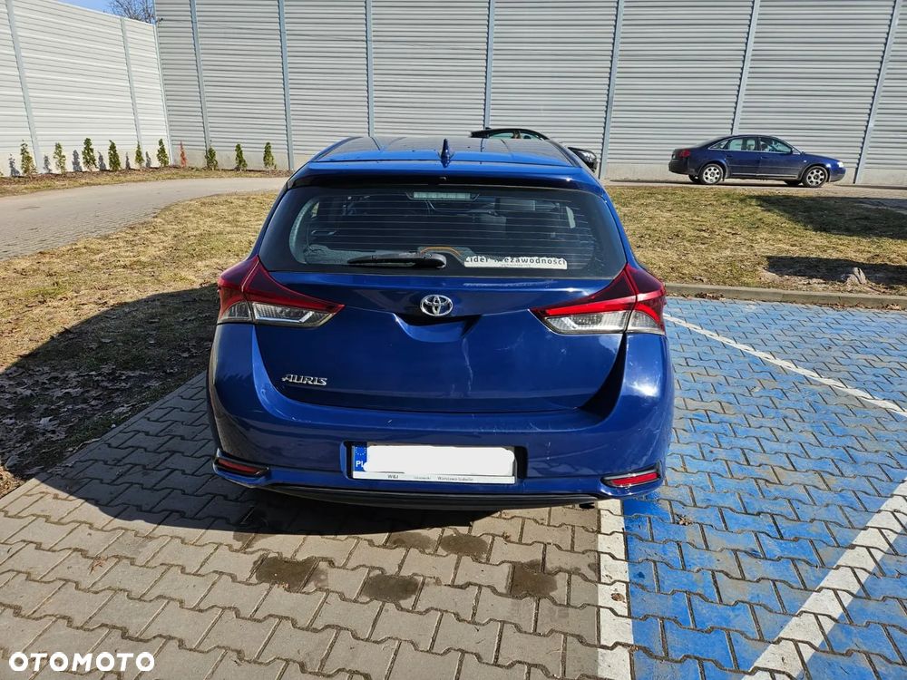 Toyota Auris - 5