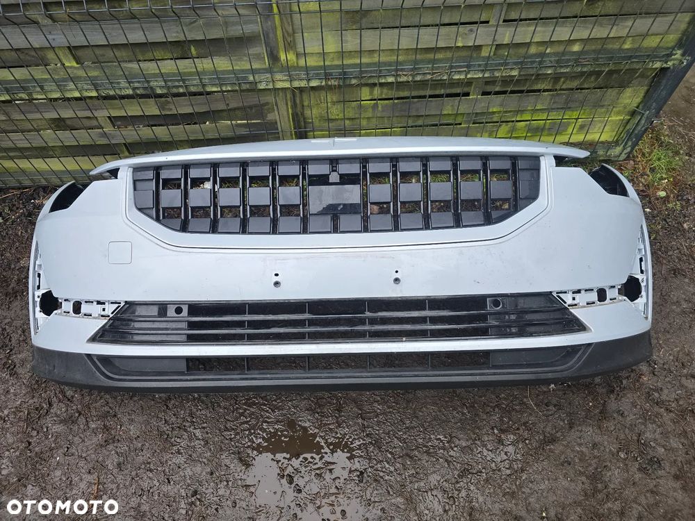 Polestar 2 zderzak przód ładny oryginał - 1
