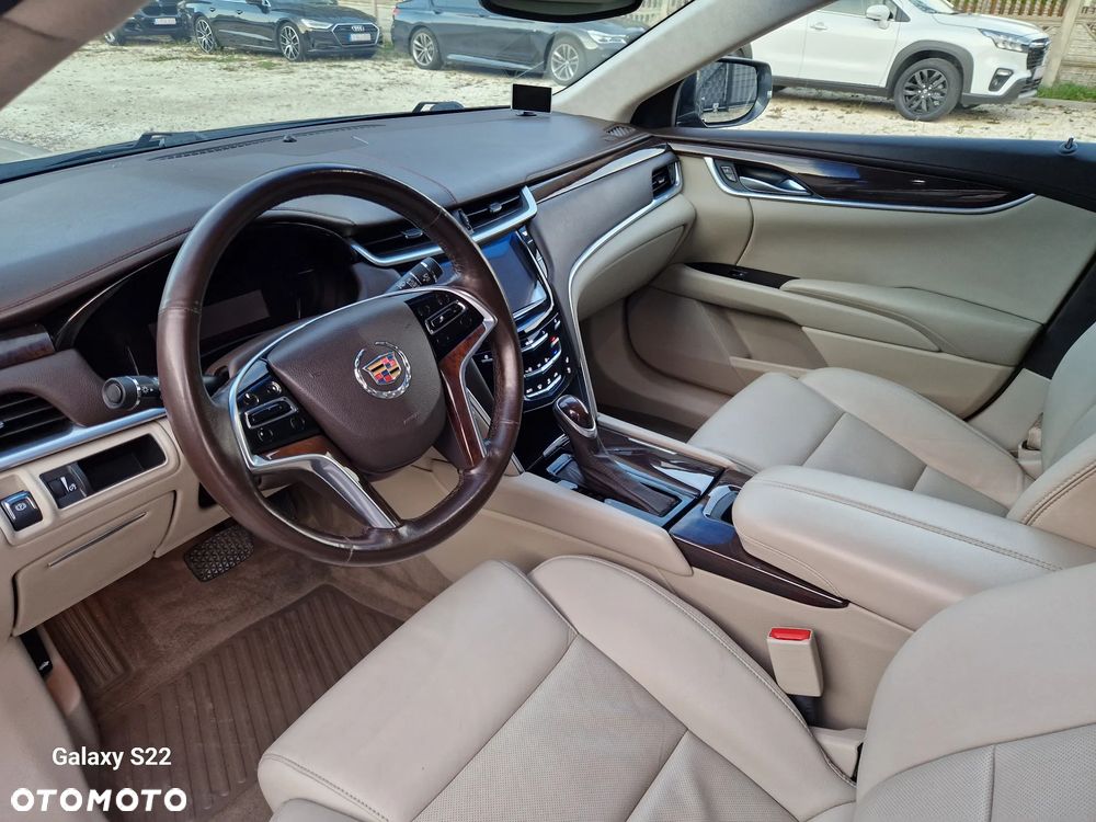 Cadillac XTS - 15