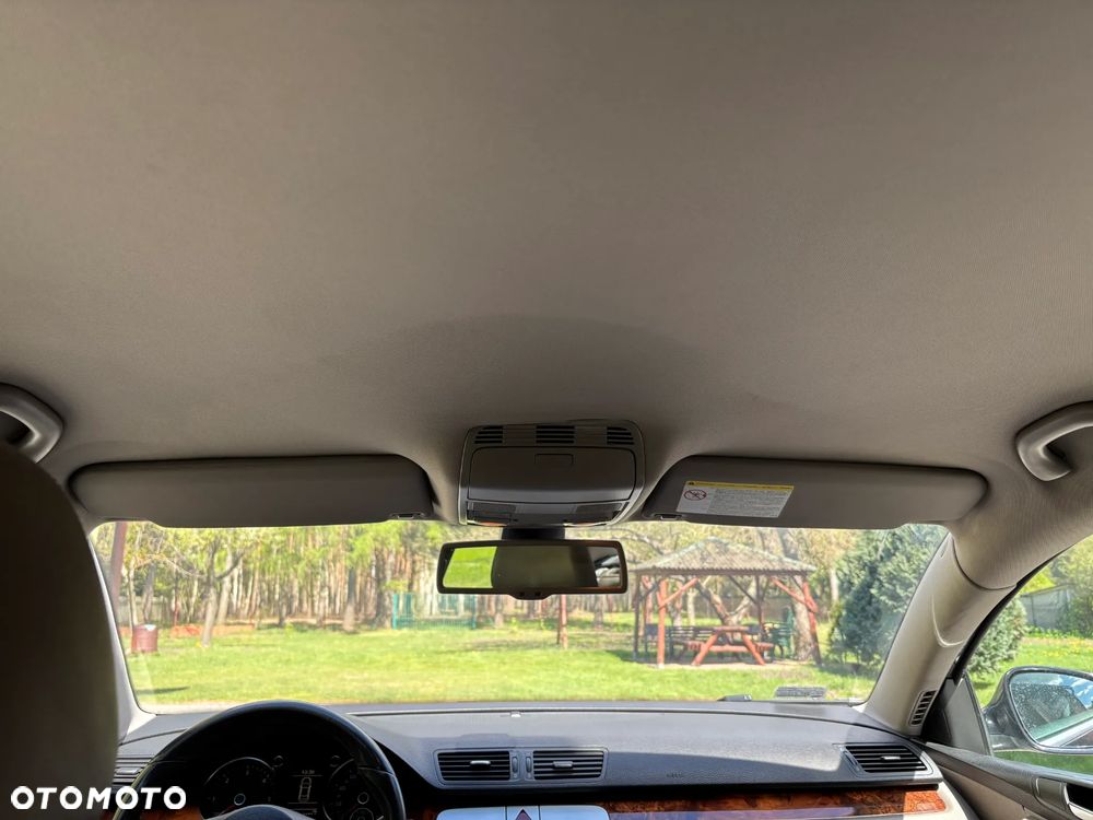 Volkswagen Passat 2.0 TDI DPF Highline - 26