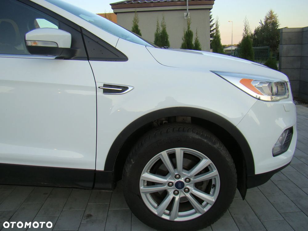 Ford Kuga 1.5 EcoBoost TITANIUM - 14