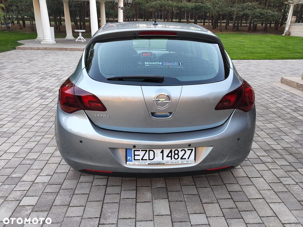 Opel Astra 1.6 - 2