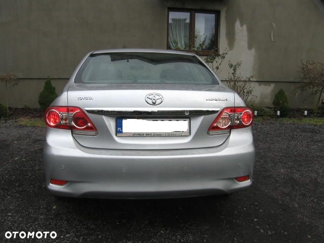 Toyota Corolla 1.6 Luna - 6