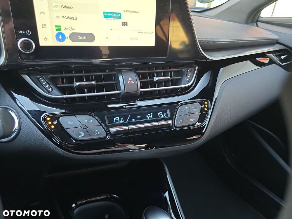 Toyota C-HR 2.0 Hybrid Style - 24
