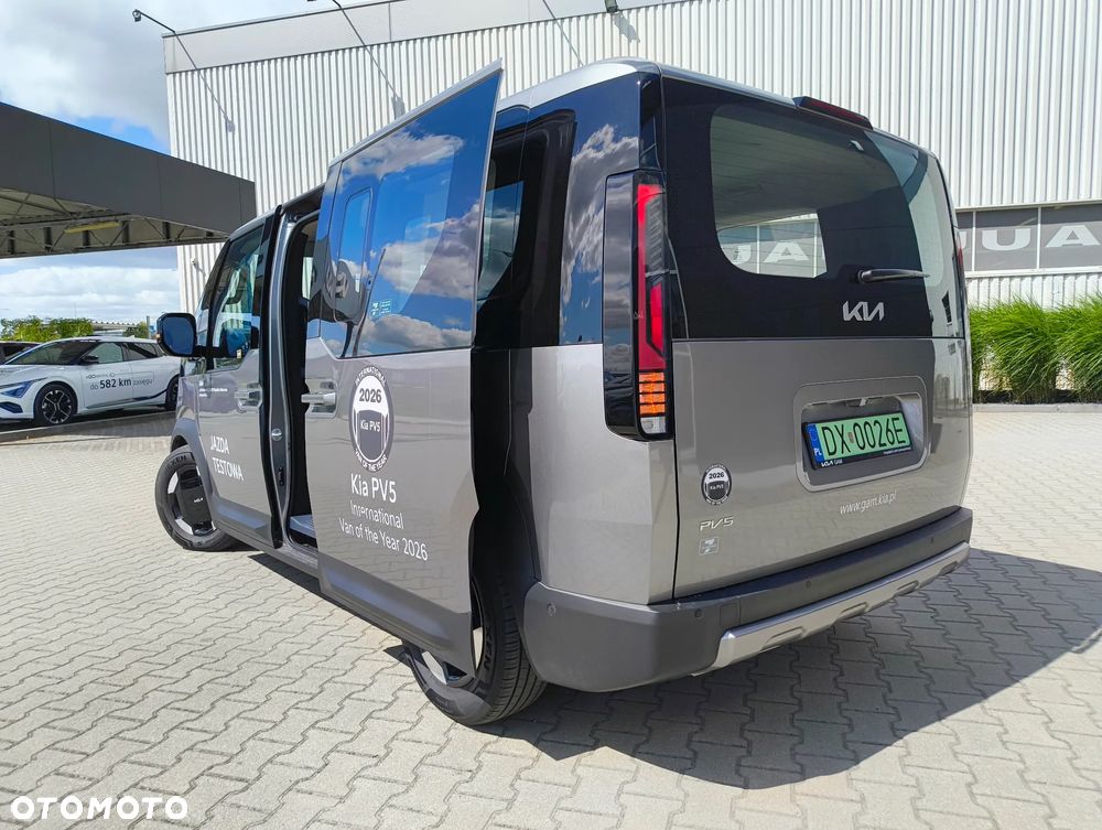 Kia PV5 - 8