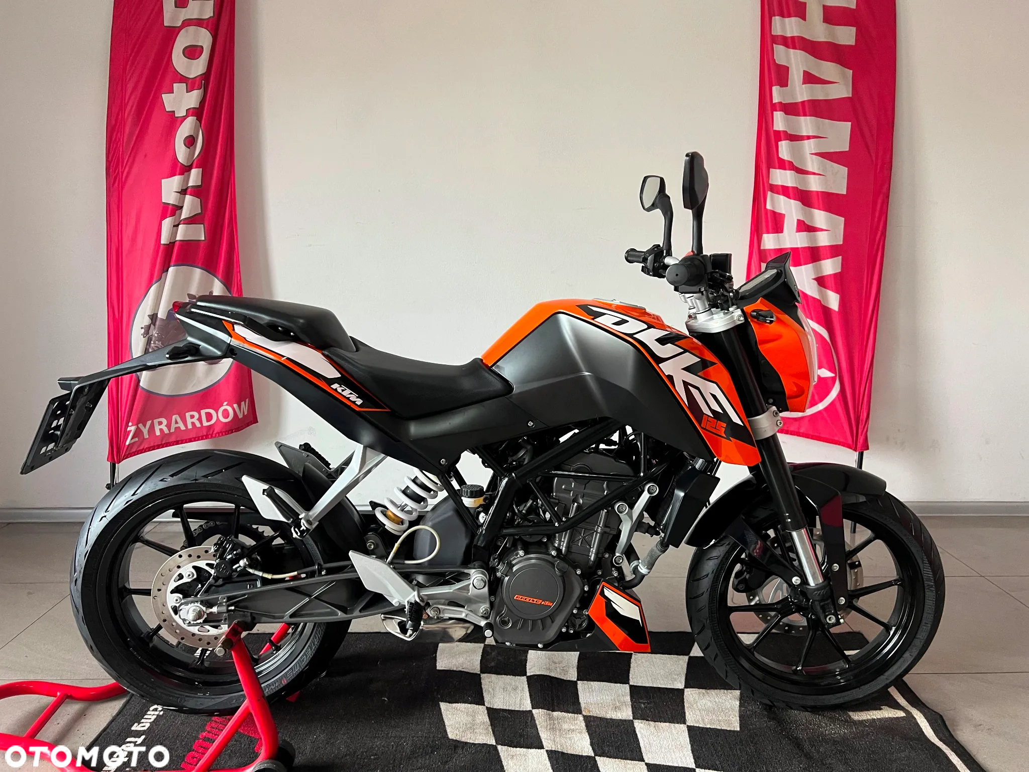 KTM Duke - 4