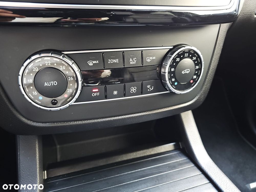 Mercedes-Benz GLE - 28
