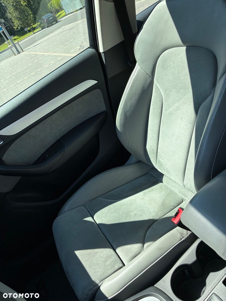 Audi Q3 2.0 TFSI Quattro S tronic - 24