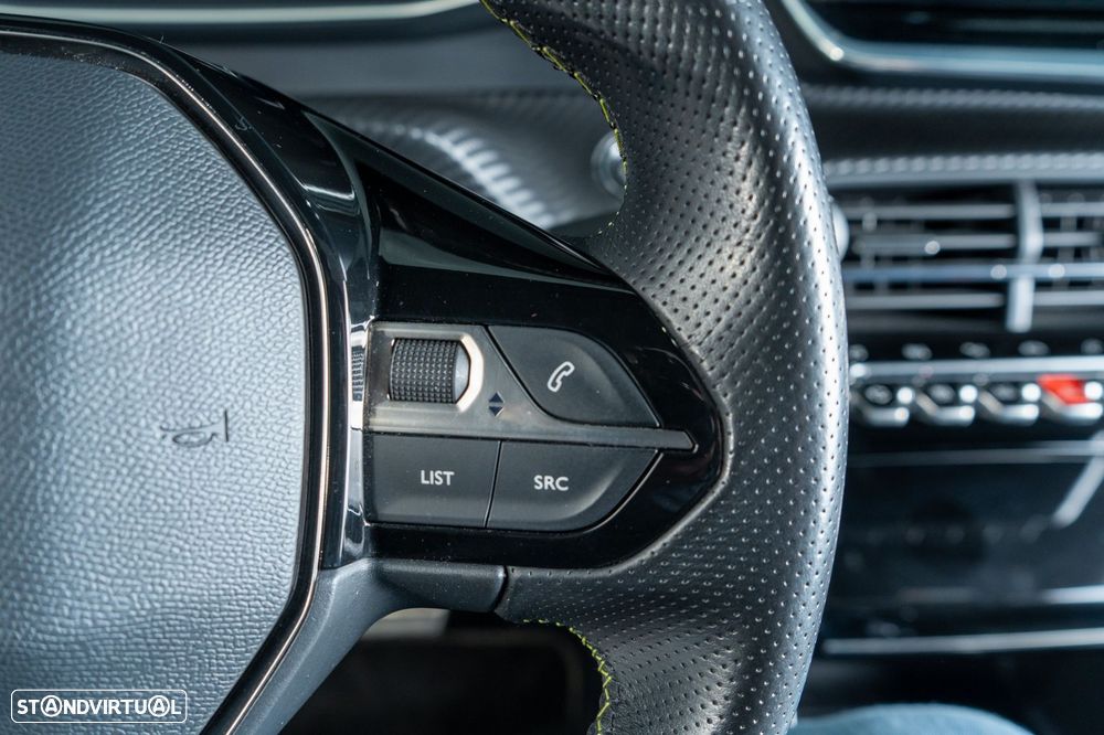 Peugeot e-2008 50 kWh GT Line - 23