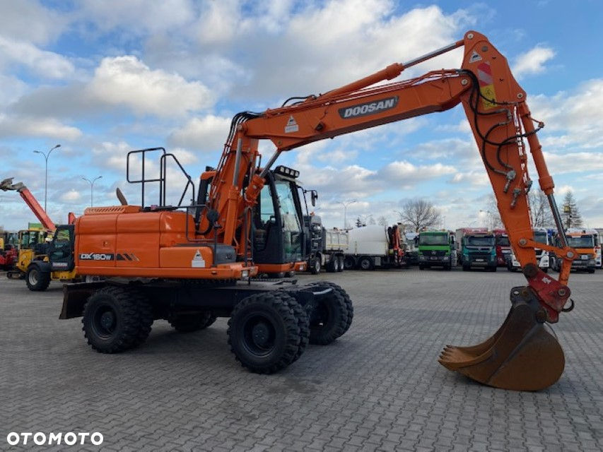 Doosan DX 160 W-3 koparka kołowa 17 ton, z Niemiec - 4