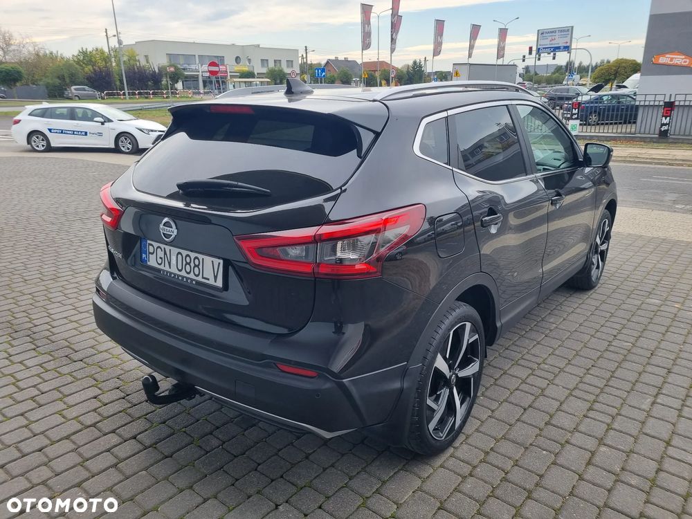 Nissan Qashqai - 2