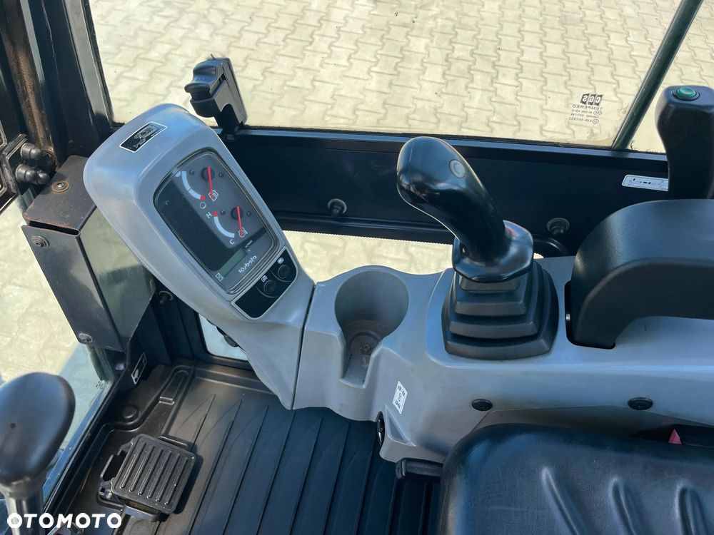 Kubota KX016-4 - 19