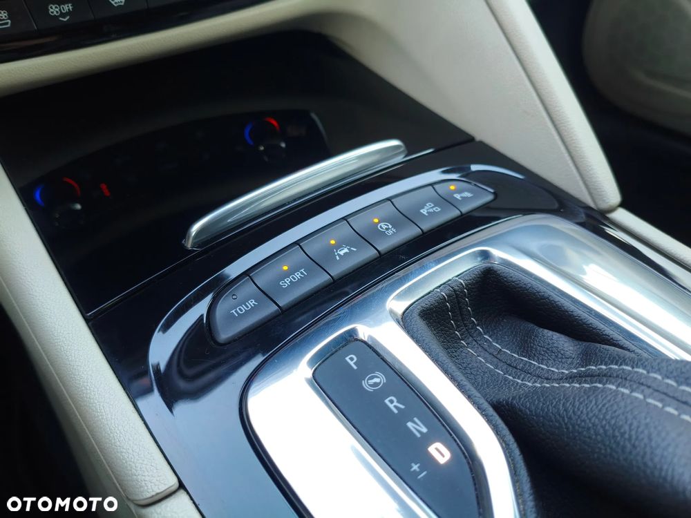 Opel Insignia 2.0 T 4x4 Exclusive S&S - 12