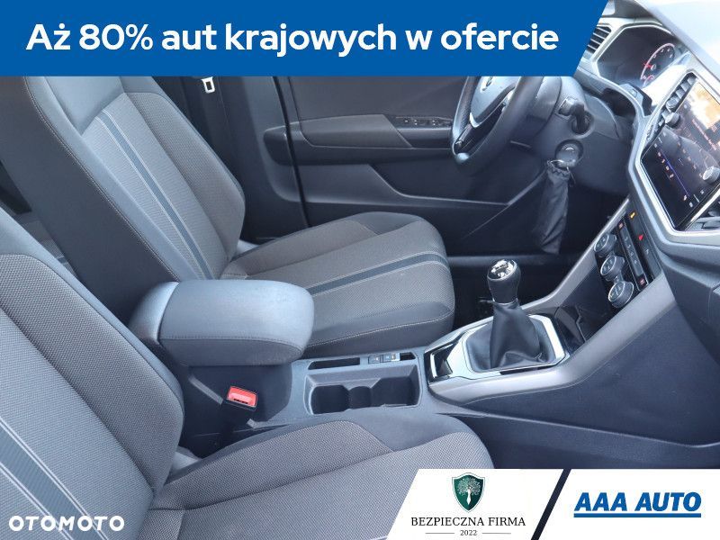 Volkswagen T-Roc - 11