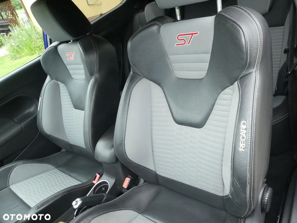 Ford Fiesta ST - 31