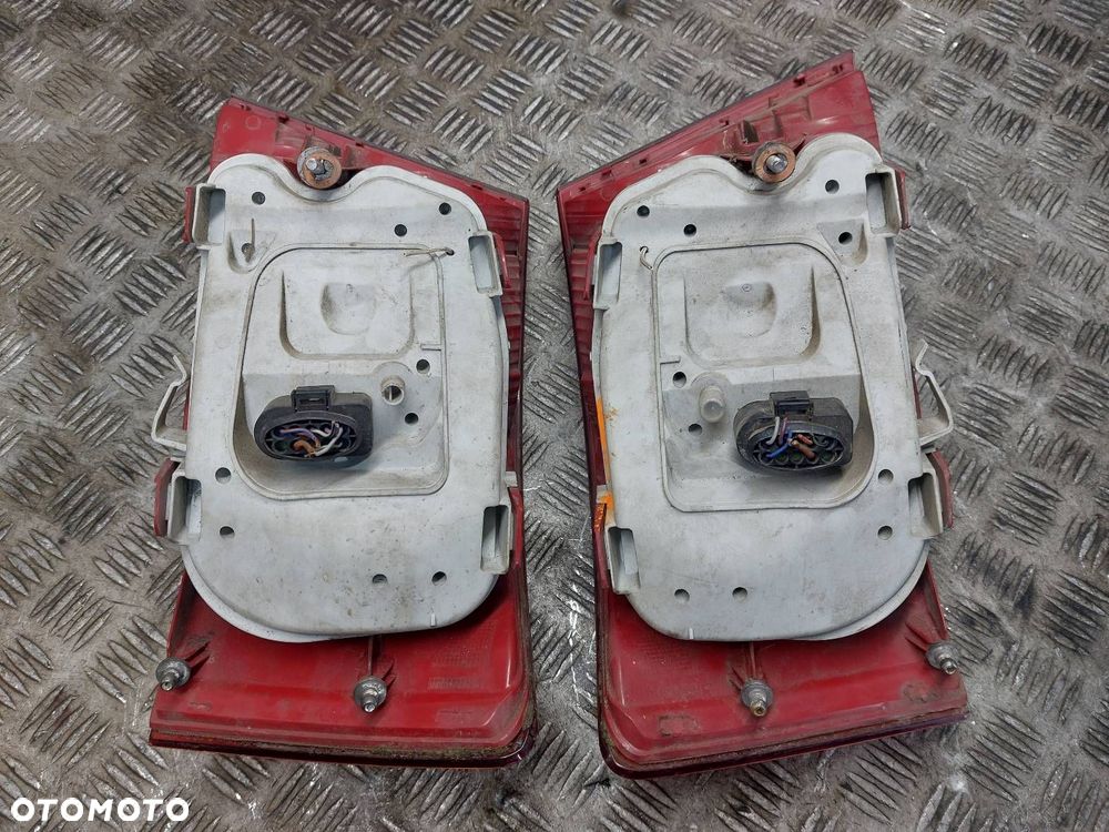 LAMPA LEWY TYŁ + PRAWY TYŁ AUDI A6 C6 SEDAN ZWYKŁE 4F5945095L 4F5945096L - 8