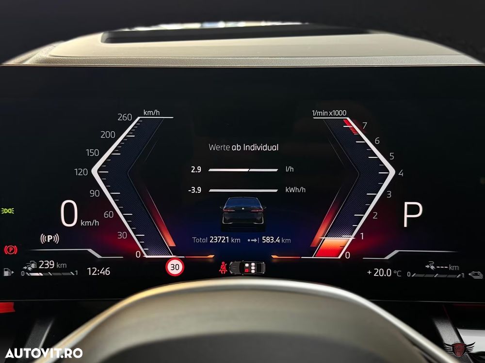 BMW Seria 5 550e xDrive Aut. - 23