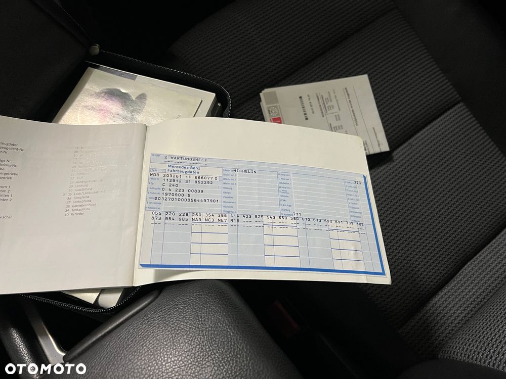 Mercedes-Benz Klasa C - 33