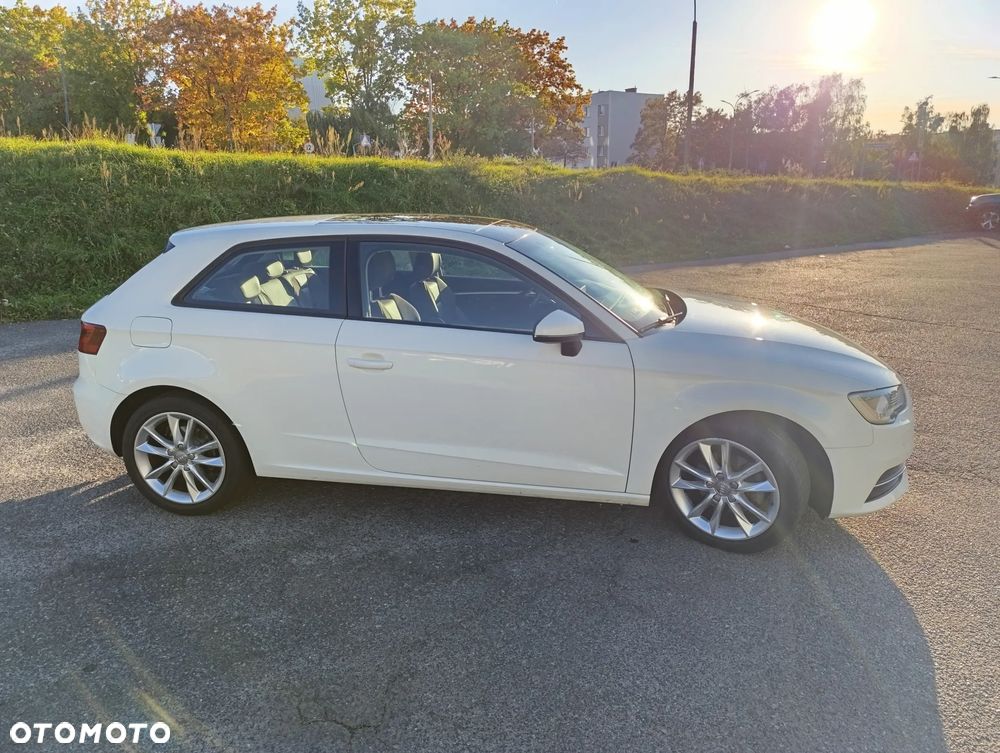 Audi A3 3-drzwiowe 1.4 TFSI Attraction - 3