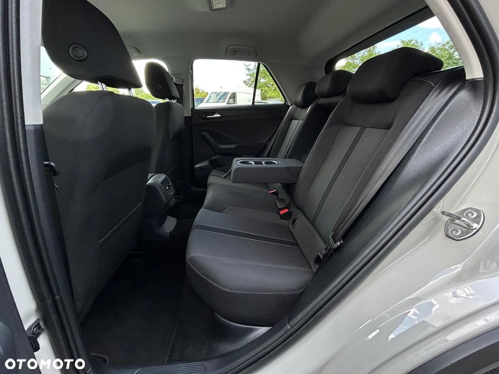 Volkswagen T-Roc 1.5 TSI Life Plus DSG - 19