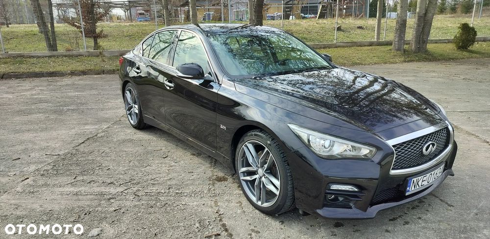 Infiniti Q50 2.0t Sport Sound Studio by Bose - 2