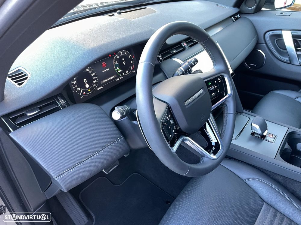 Land Rover Discovery Sport - 21