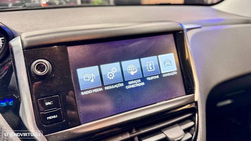 Peugeot 208 1.2 VTi SE Style - 14