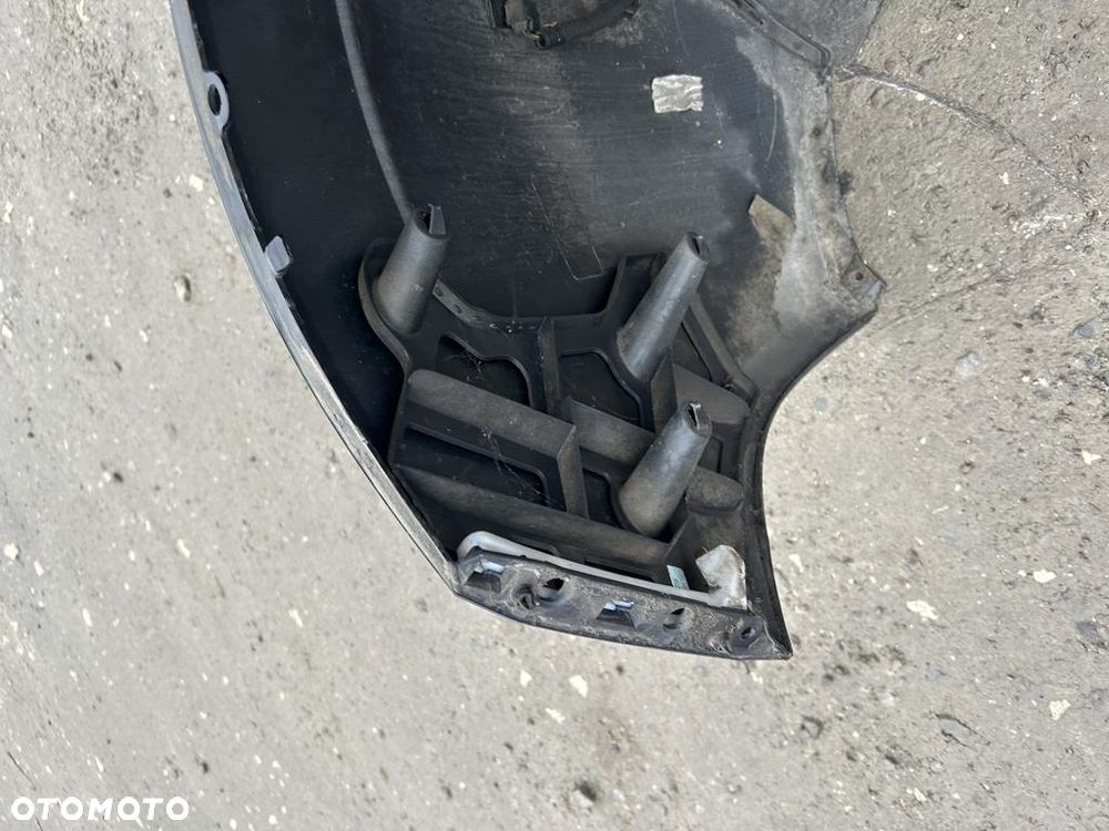 zderzak tylny tył czujniki PDC Peugeot 308 II T9 HB kod lakieru EKUD - 13