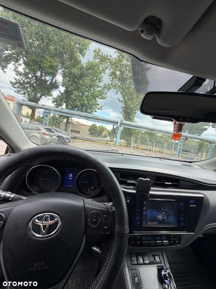 Toyota Auris - 5