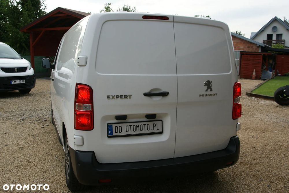 Peugeot Expert - 8