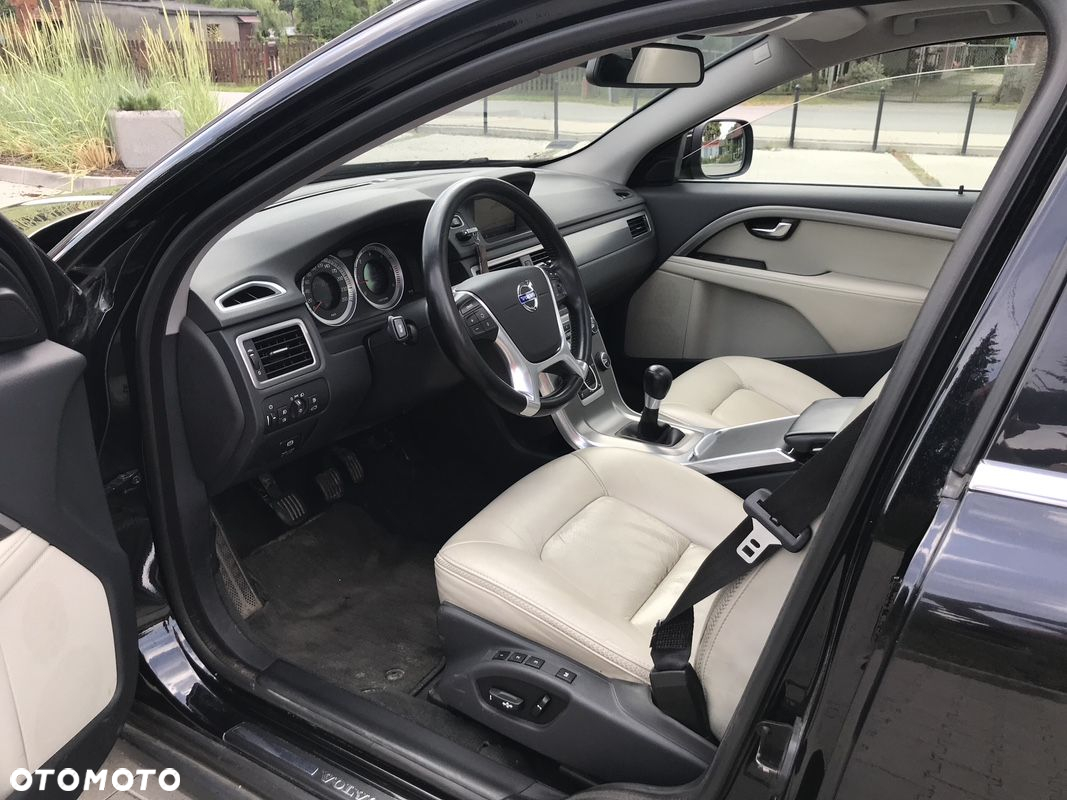 Volvo XC 70 D3 Summum - 11