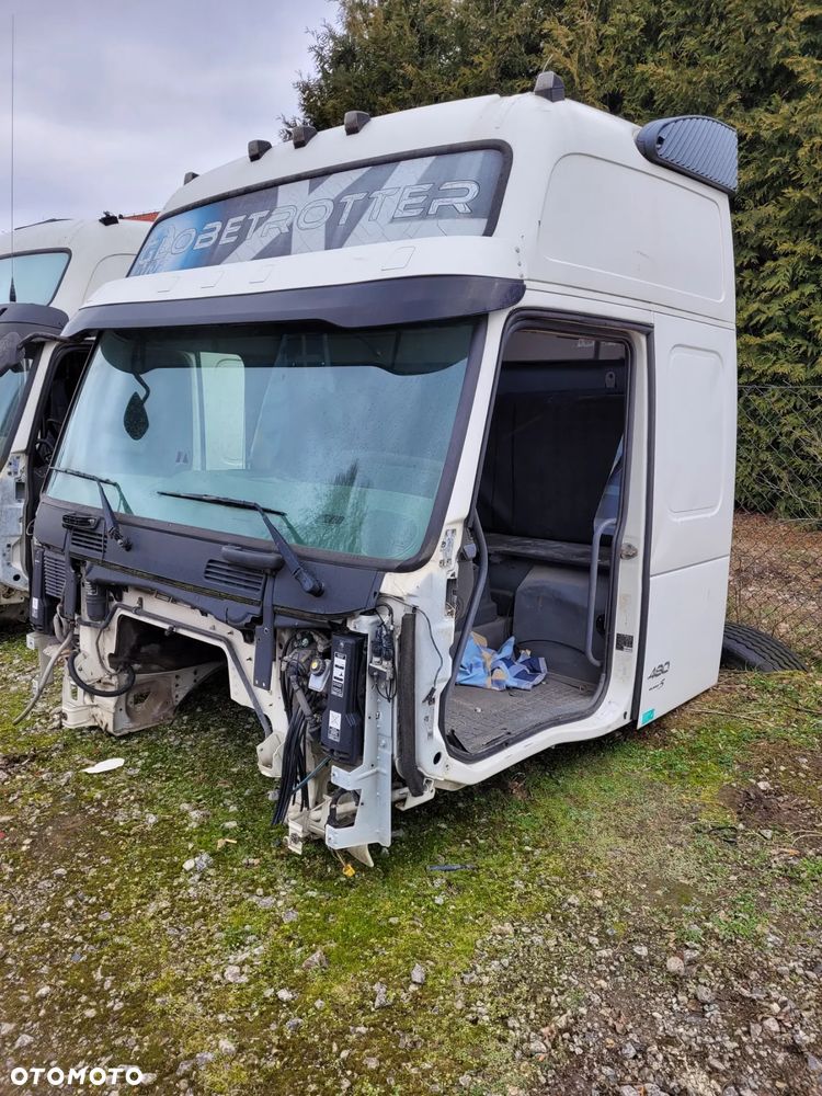 Kabina VOLVO Fh12 - 3