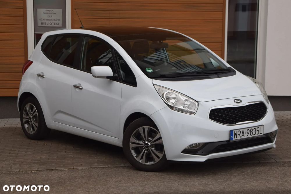 Kia Venga 1.6 CRDi 128 Black Collection - 1