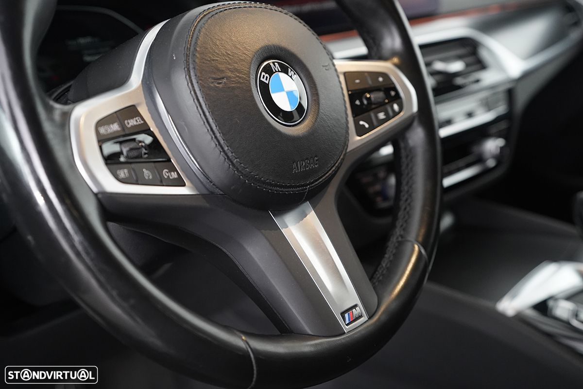 BMW 520 - 16